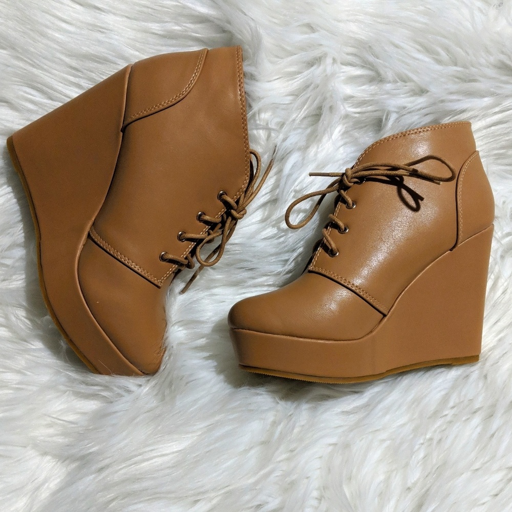 NWOT Light Brown Boots Wedges
